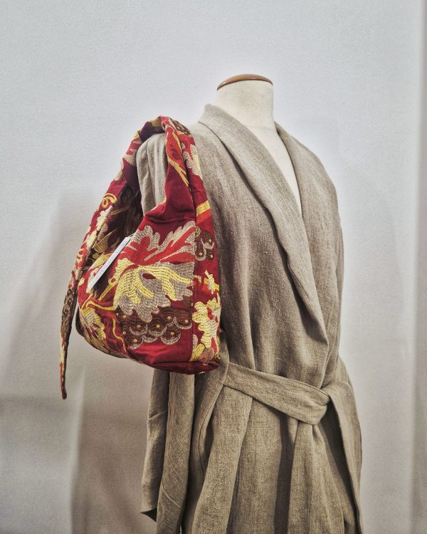 Mala Jacquard Floral