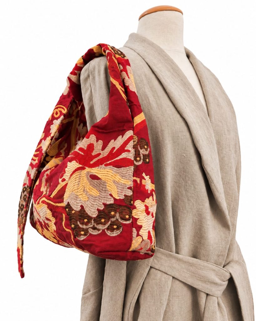 Mala Jacquard Floral